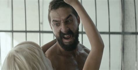 Maddie Ziegler, Naked Shia LaBeouf Star in Sias New Music。